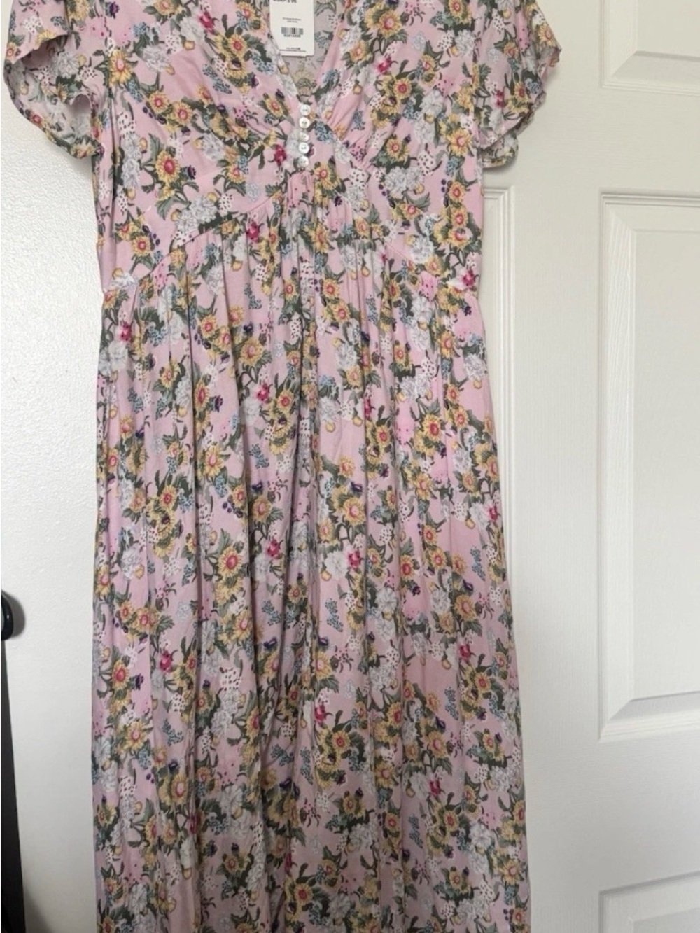 Suzanne Betro Light Pink Floral Maxi Dress